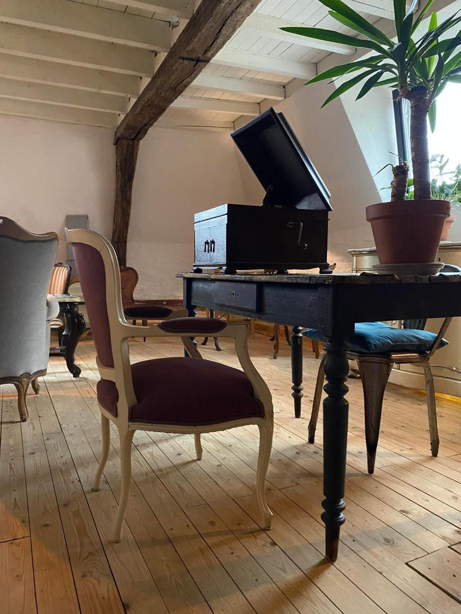 Mystic'S Lodge Antwerpen Bagian luar foto