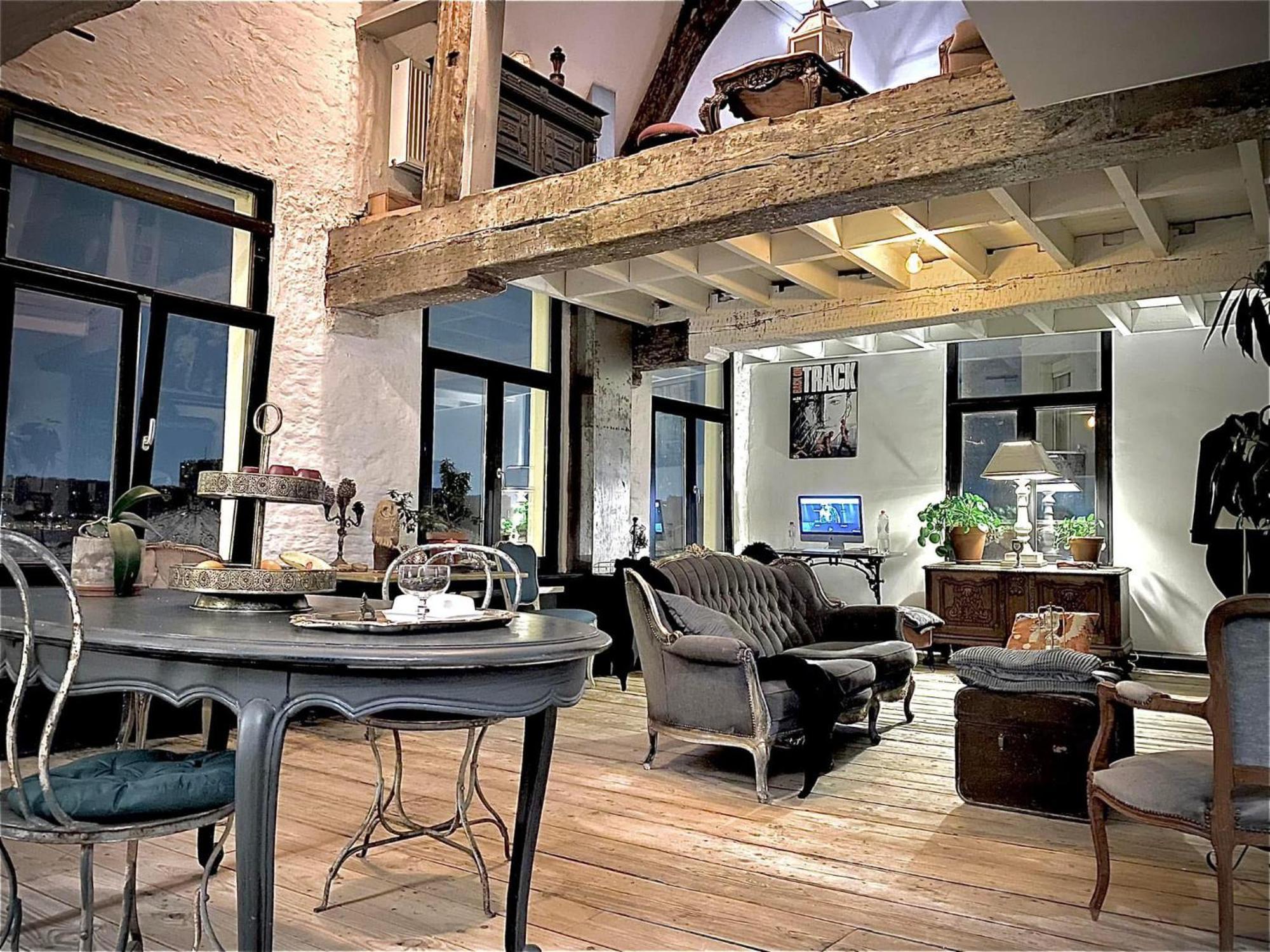 Mystic'S Lodge Antwerpen Bagian luar foto