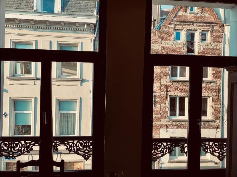 Mystic'S Lodge Antwerpen Bagian luar foto