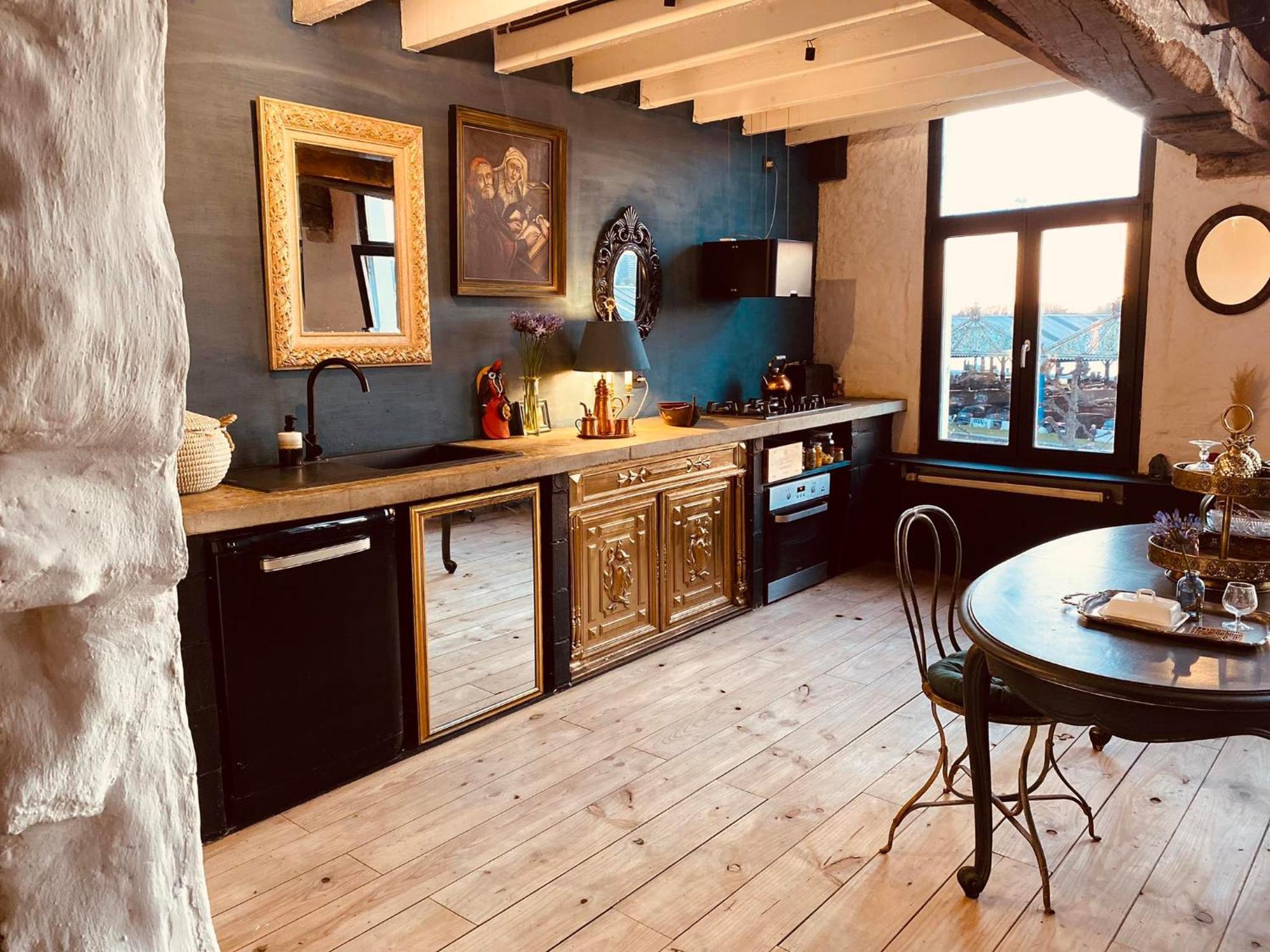 Mystic'S Lodge Antwerpen Bagian luar foto
