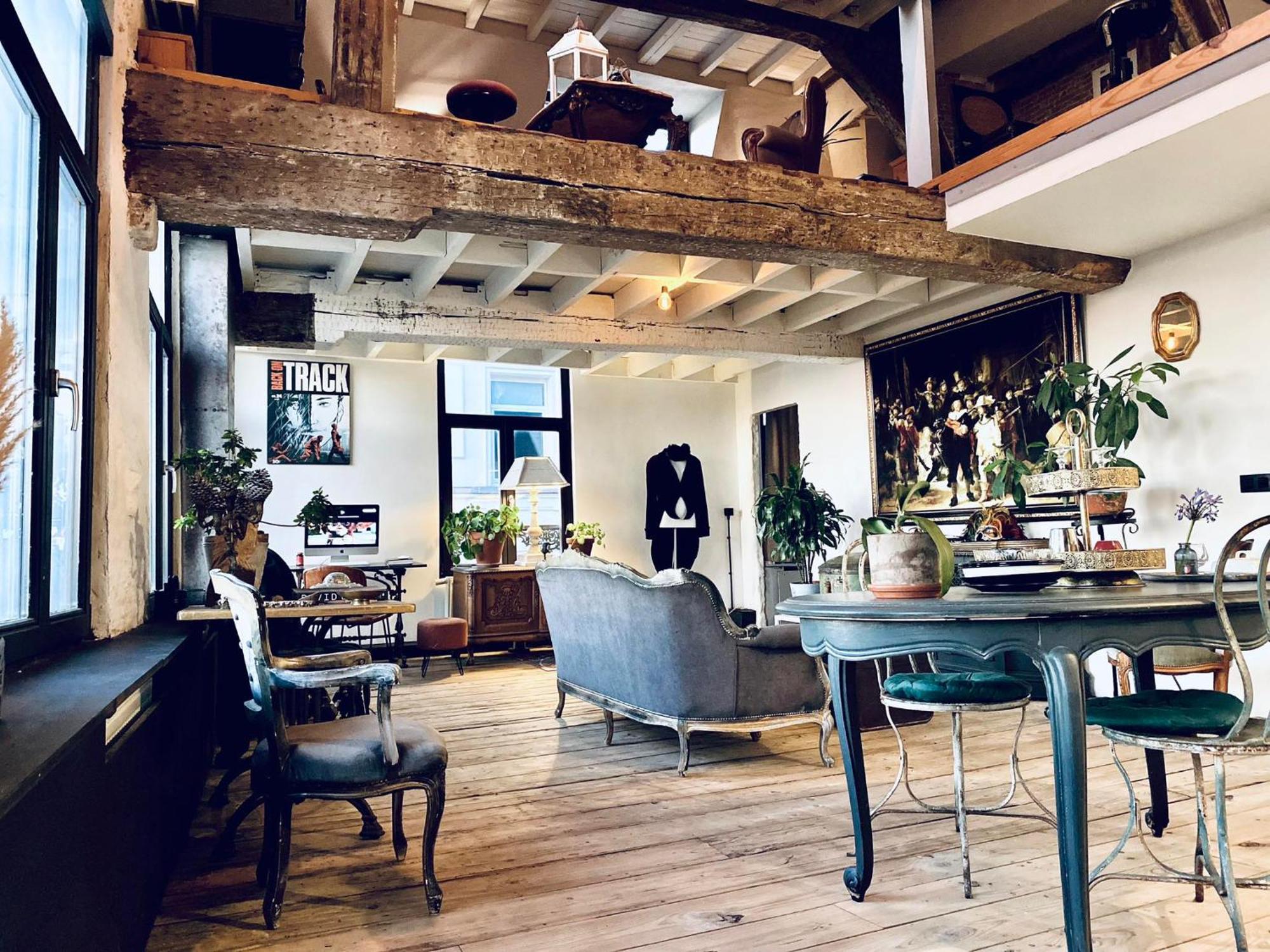 Mystic'S Lodge Antwerpen Bagian luar foto